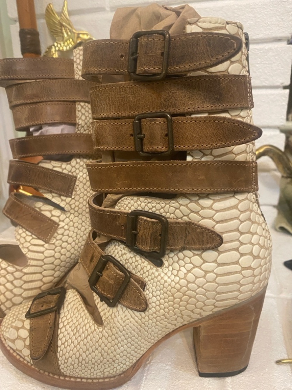 FREE BIRD STEVEN SANDALS - Picture 5 of 10